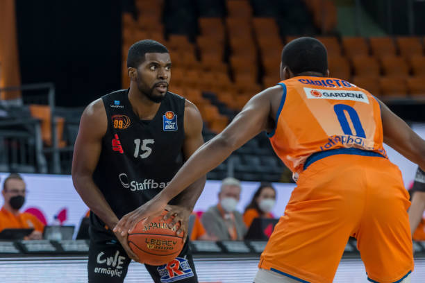 地的影响 地的影响