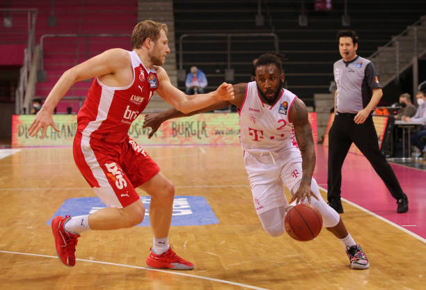 埃尔南德斯 埃尔南德斯